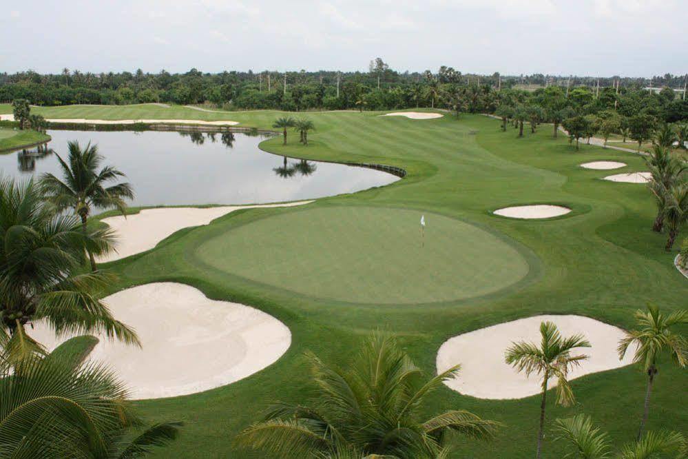 Готель Suwan Golf & Country Club Накхонпатхом Екстер'єр фото