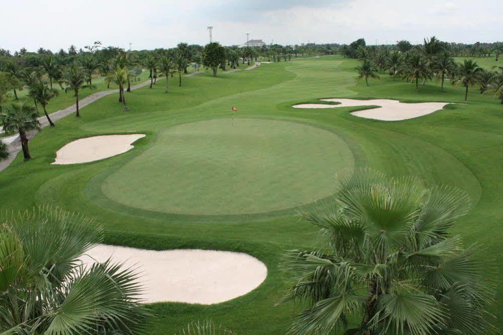 Готель Suwan Golf & Country Club Накхонпатхом Екстер'єр фото