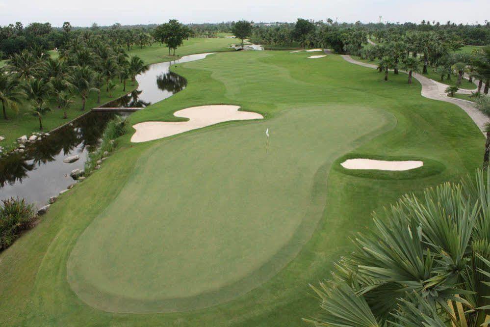 Готель Suwan Golf & Country Club Накхонпатхом Екстер'єр фото