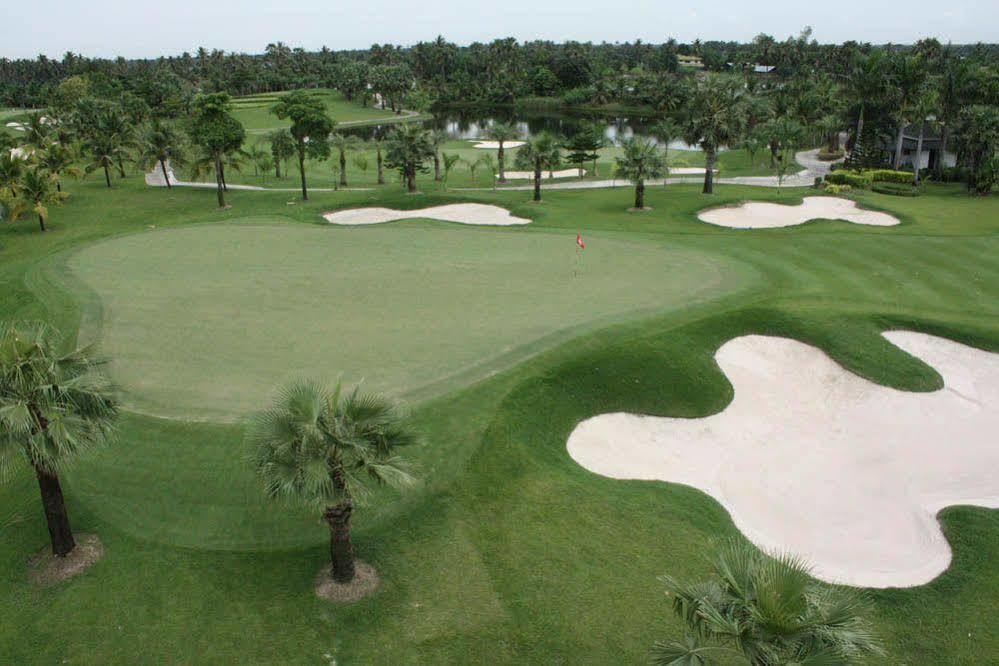 Готель Suwan Golf & Country Club Накхонпатхом Екстер'єр фото